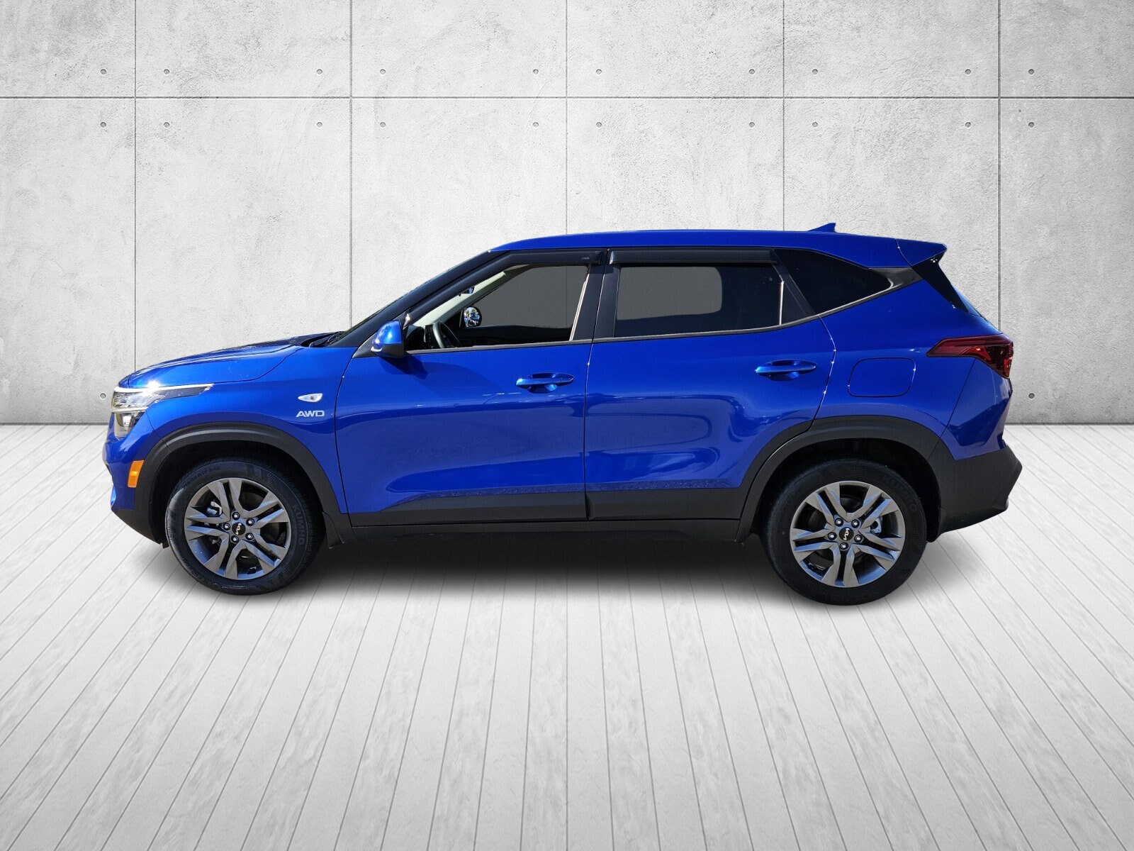 2023 Kia Seltos LX photo 4