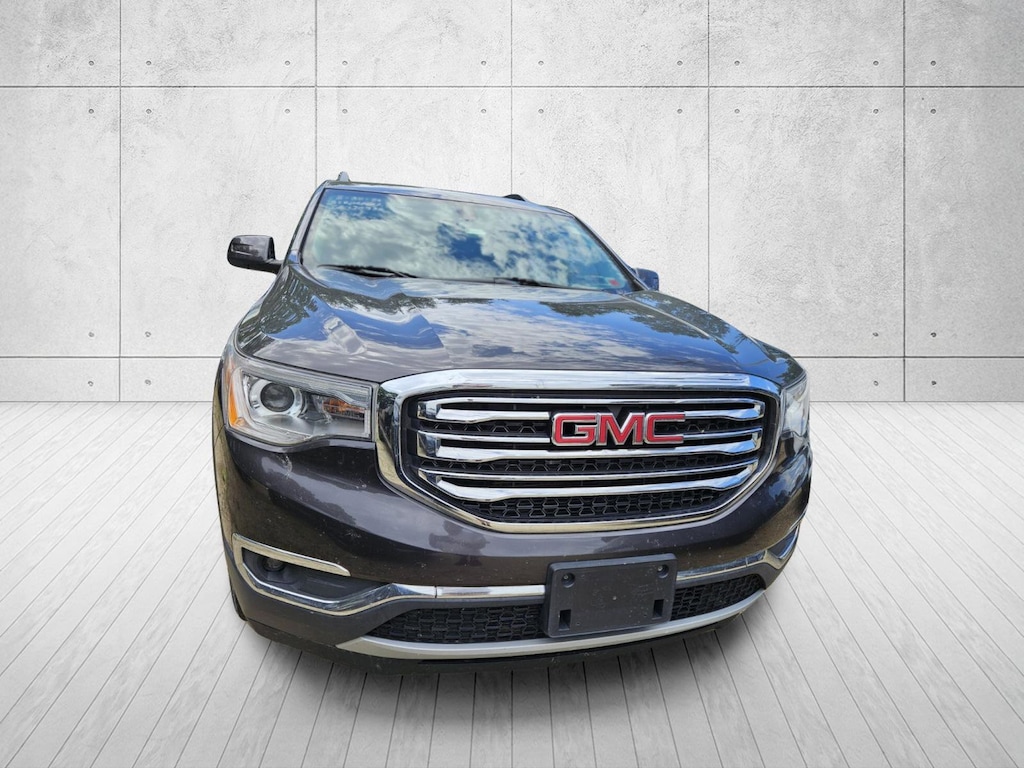 Used 2018 GMC Acadia SLE-2 SUV