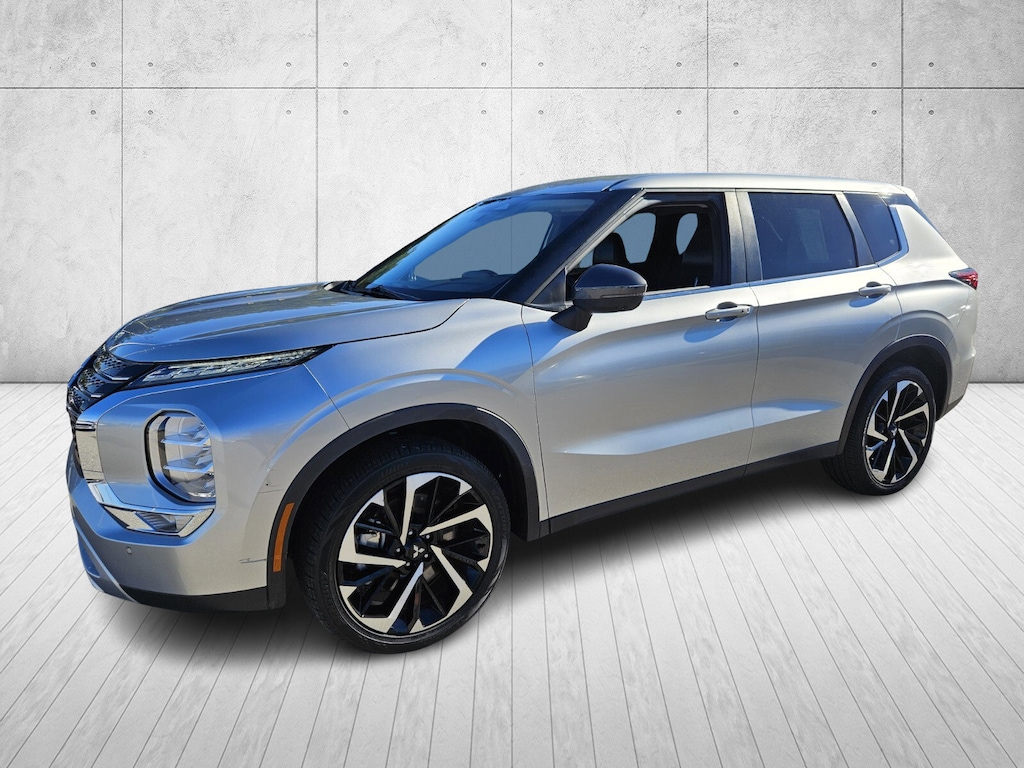 Used 2022 Mitsubishi Outlander  CUV