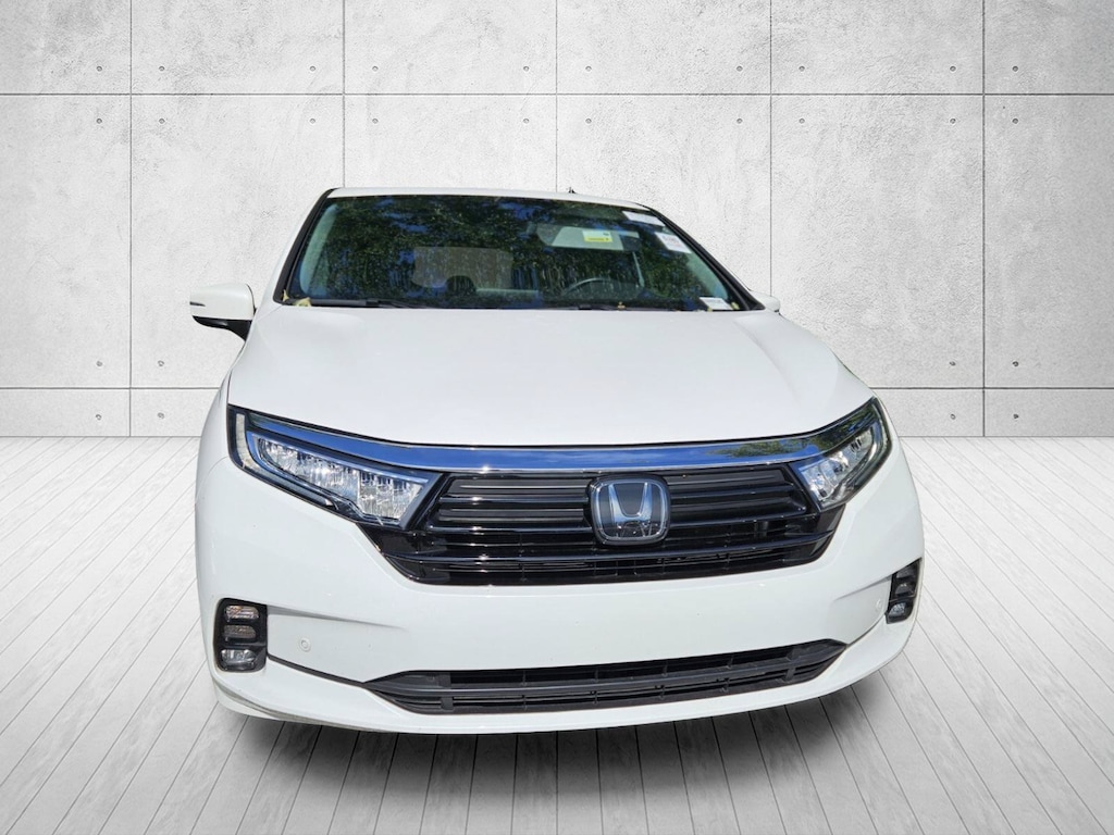 Used 2024 Honda Odyssey Elite Van