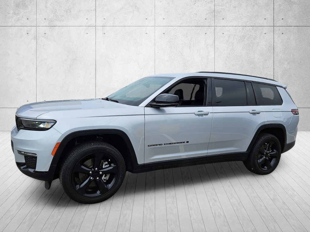 Used 2022 Jeep New Grand Cherokee Limited SUV