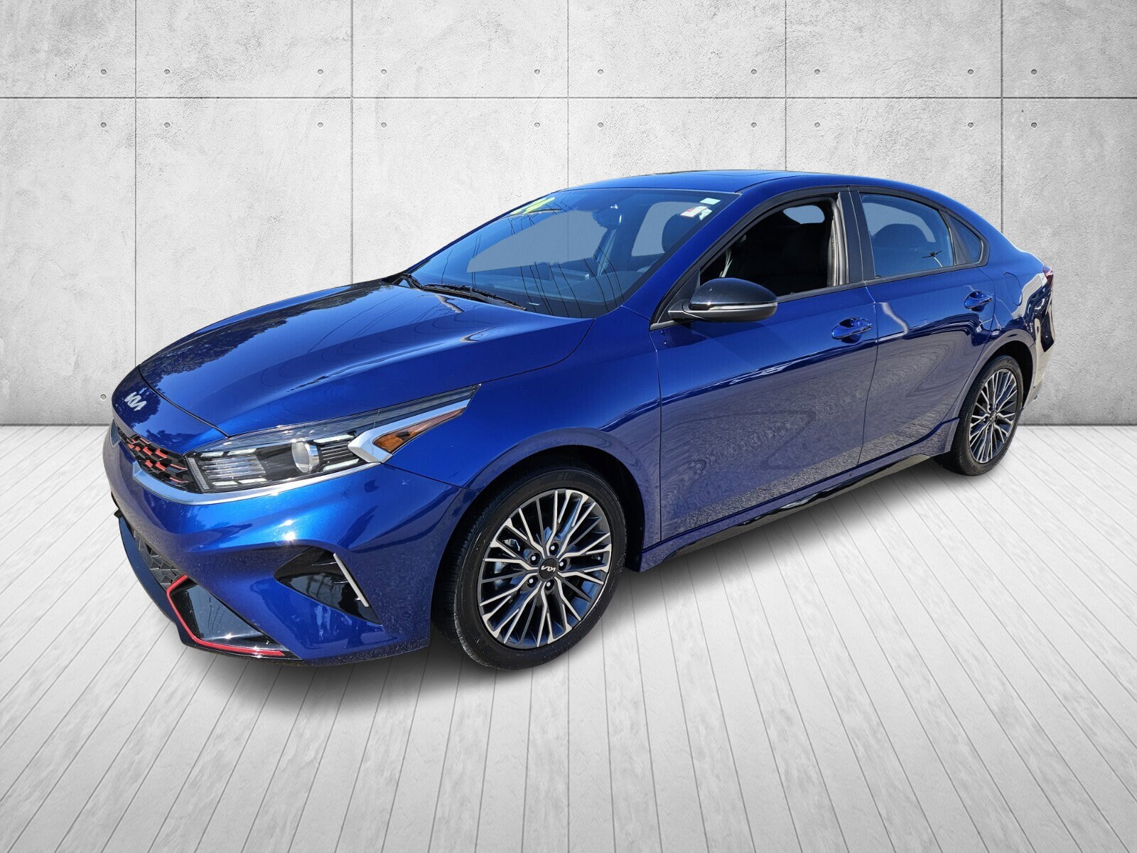 2024 Kia Forte GT-Line photo 3