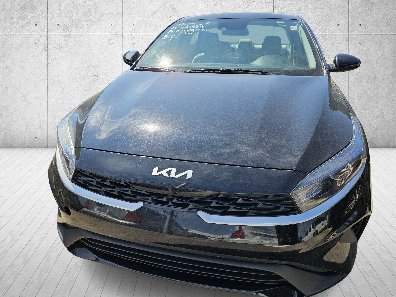 2023 Kia Forte LXS photo 2