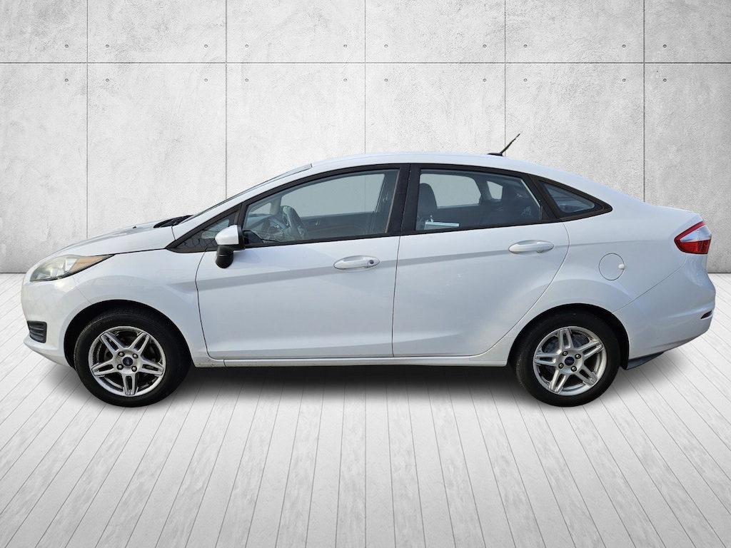 Used 2018 Ford Fiesta SE Sedan