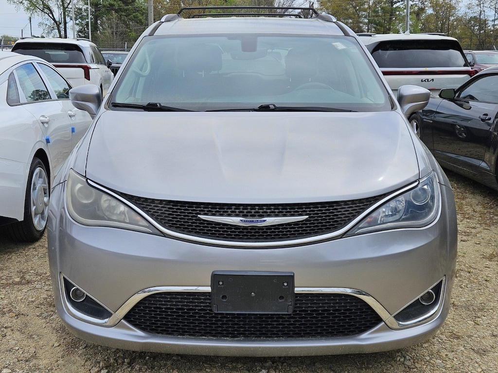 Used 2017 Chrysler Pacifica Touring-L Plus Van