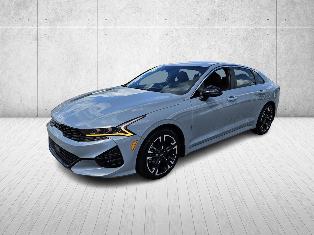 2024 Kia K5 GT-Line photo 4