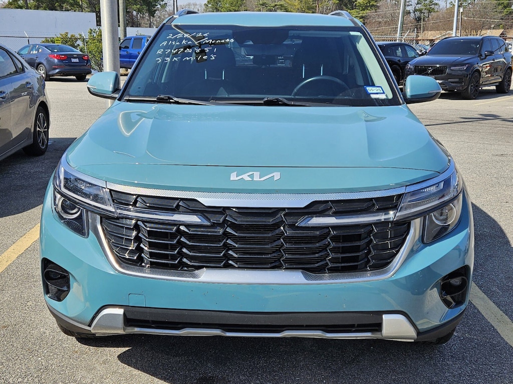 Used 2024 Kia Seltos EX SUV