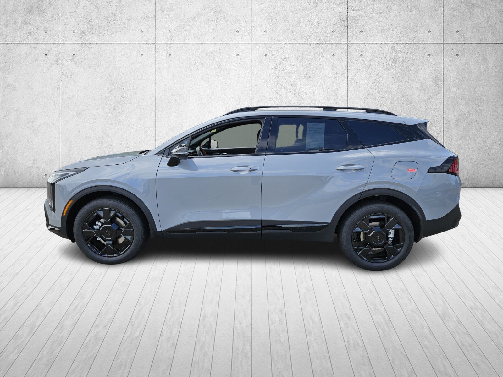 2026 Kia Sportage X-Line photo 4