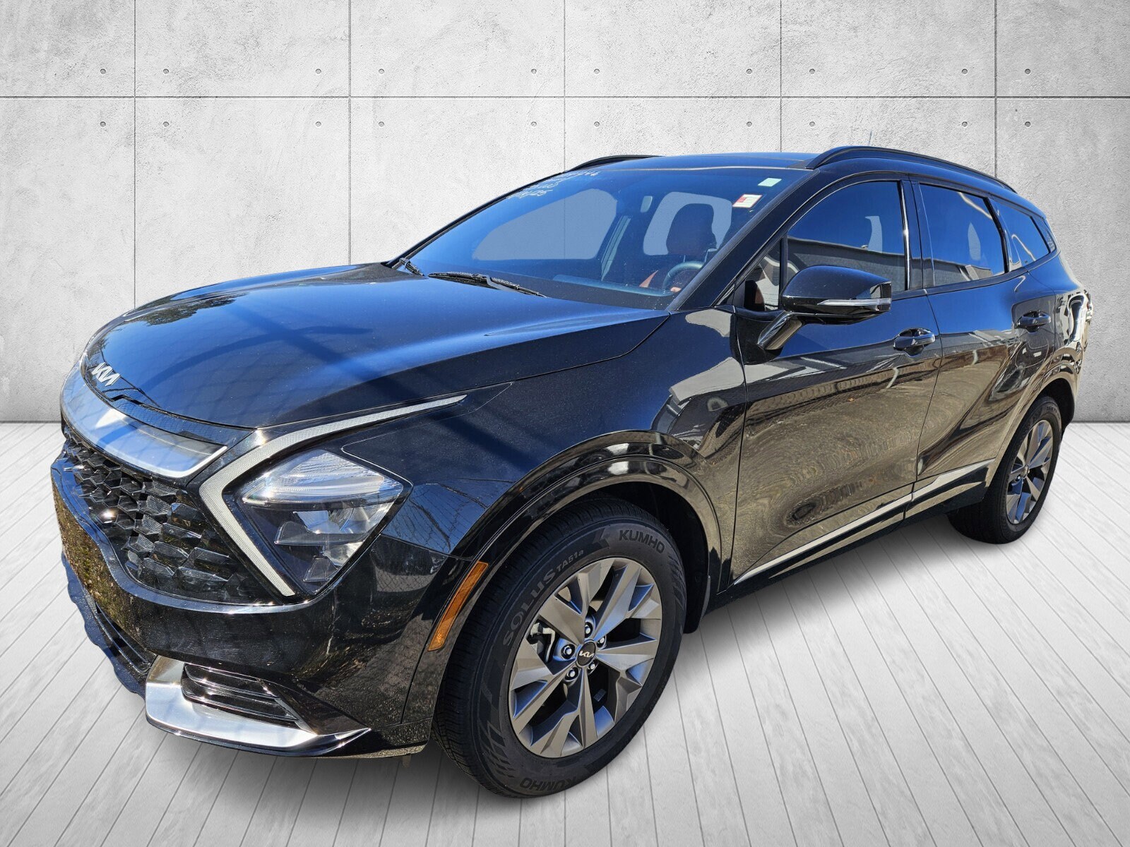 2023 Kia Sportage SX photo 2