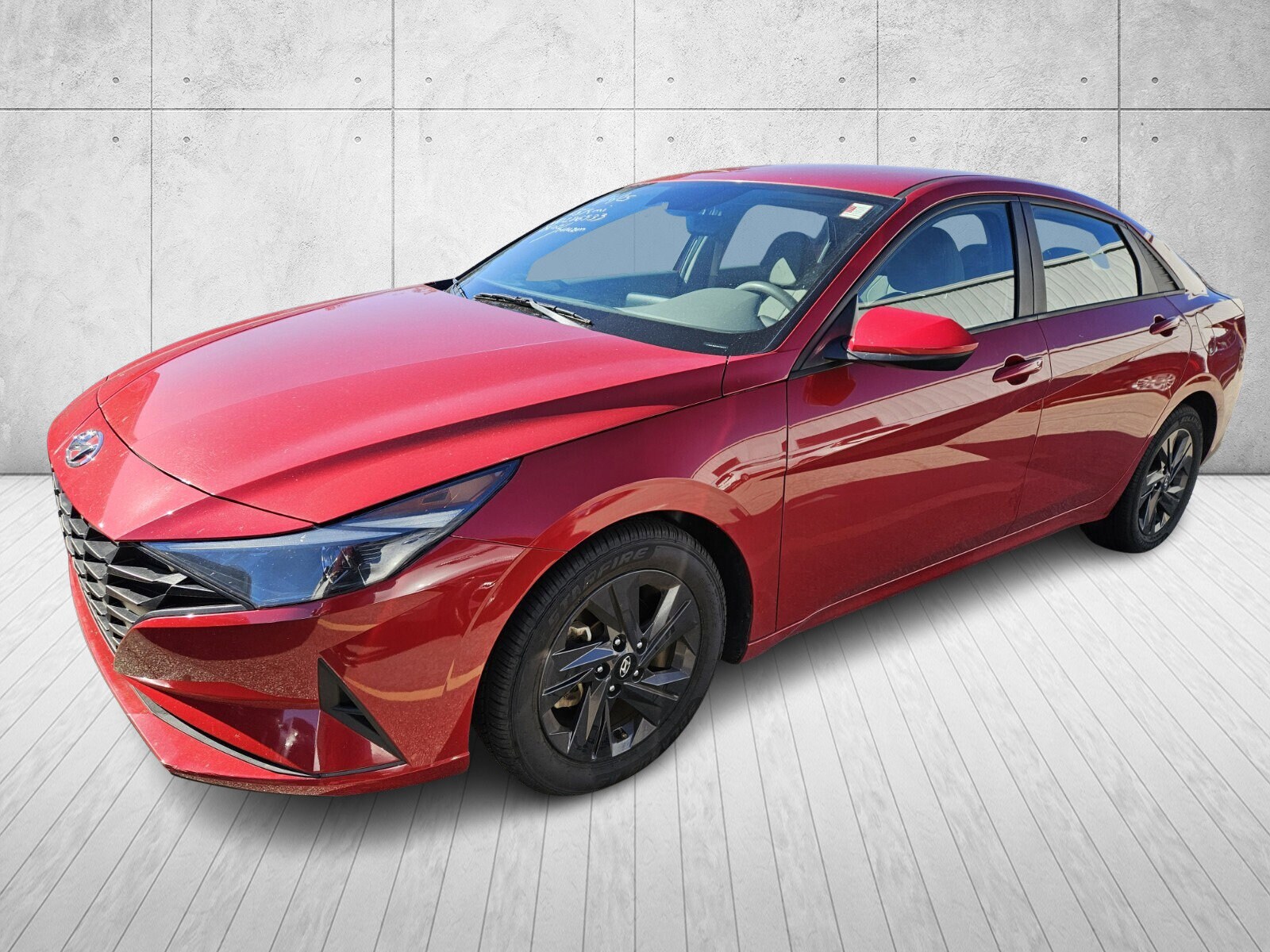 2022 Hyundai Elantra SEL photo 3