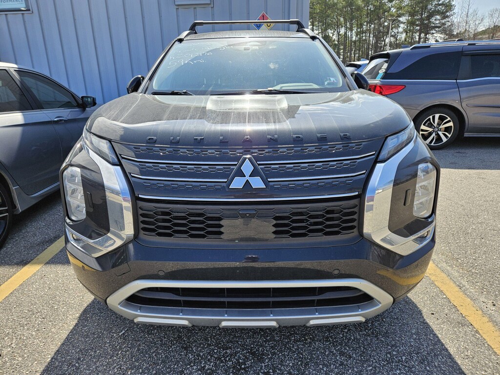 Used 2024 Mitsubishi Outlander SE SUV