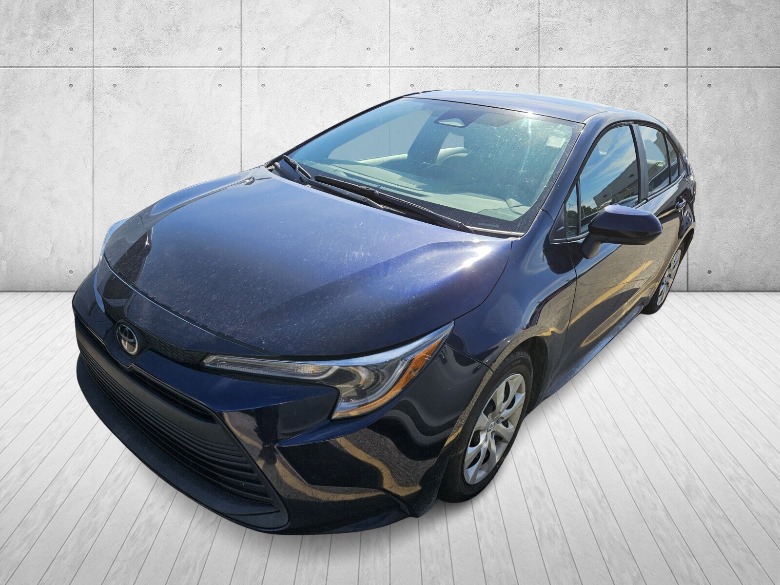 2023 Toyota Corolla LE photo 3