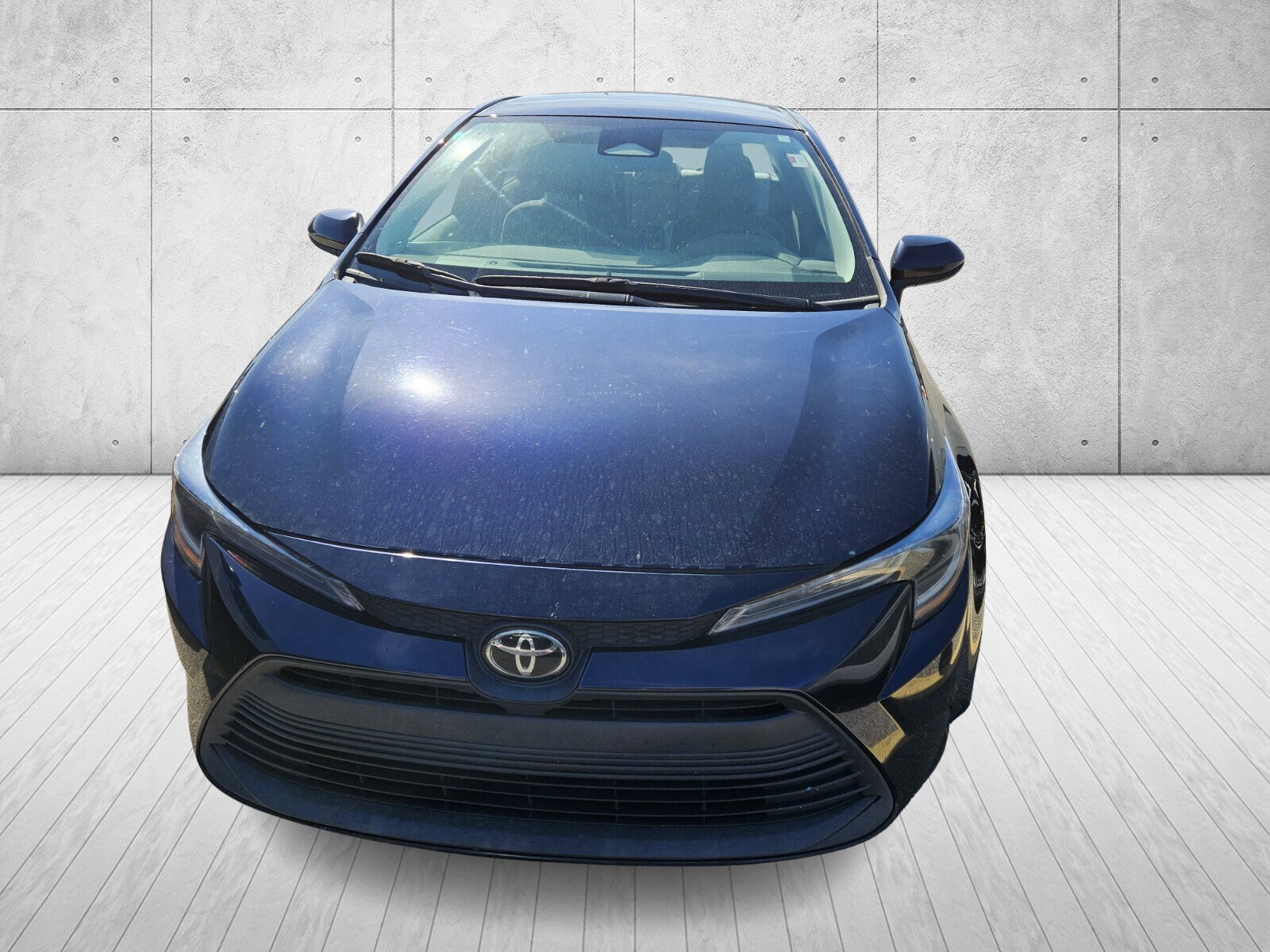 2023 Toyota Corolla LE photo 2