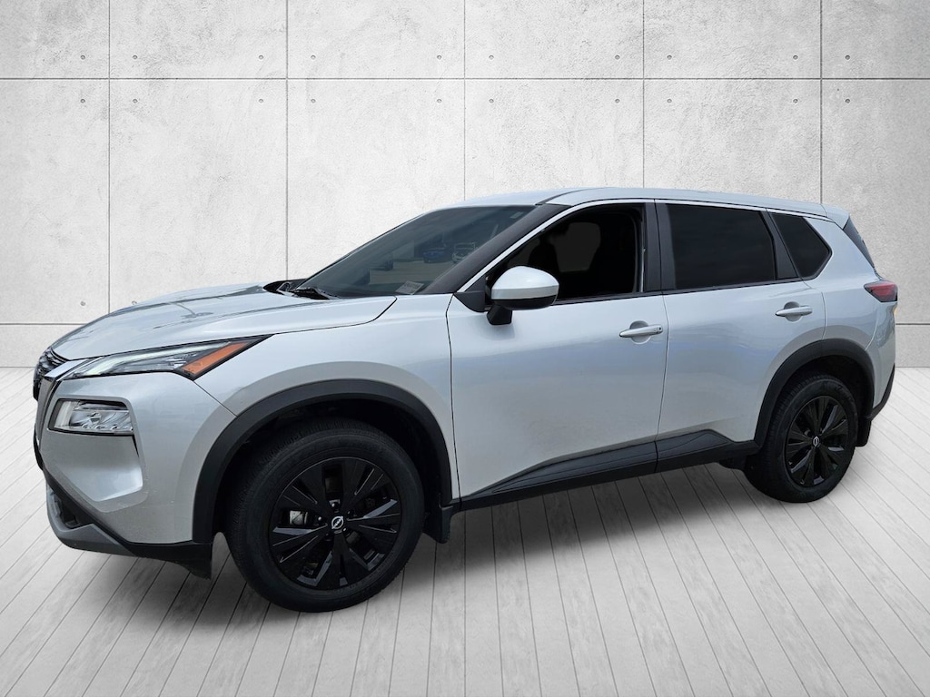 Used 2023 Nissan Rogue SV SUV