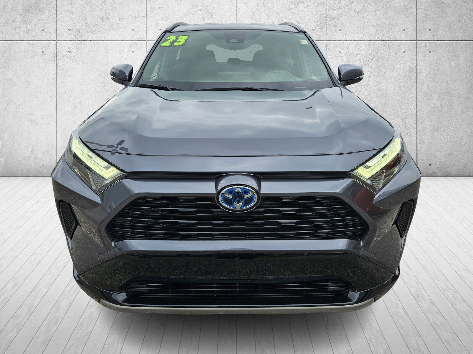 2023 Toyota RAV4 Hybrid SE photo 2