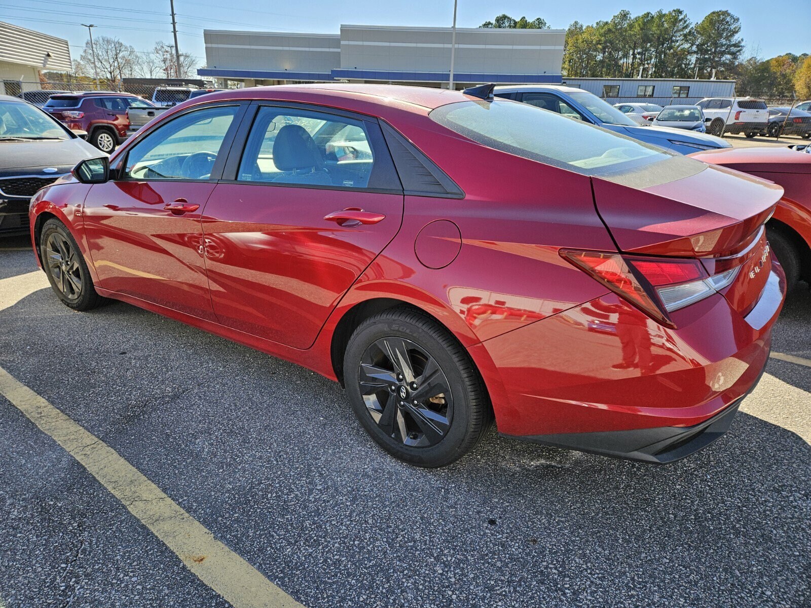 2022 Hyundai Elantra SEL photo 4