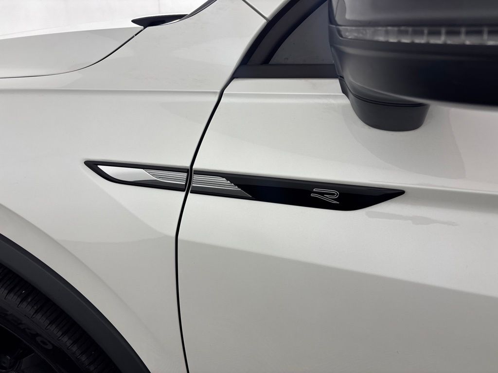 2024 Volkswagen Tiguan SE R-LINE BLACK - Photo 14