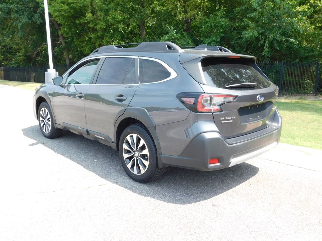 Used 2024 Subaru Outback Limited SUV