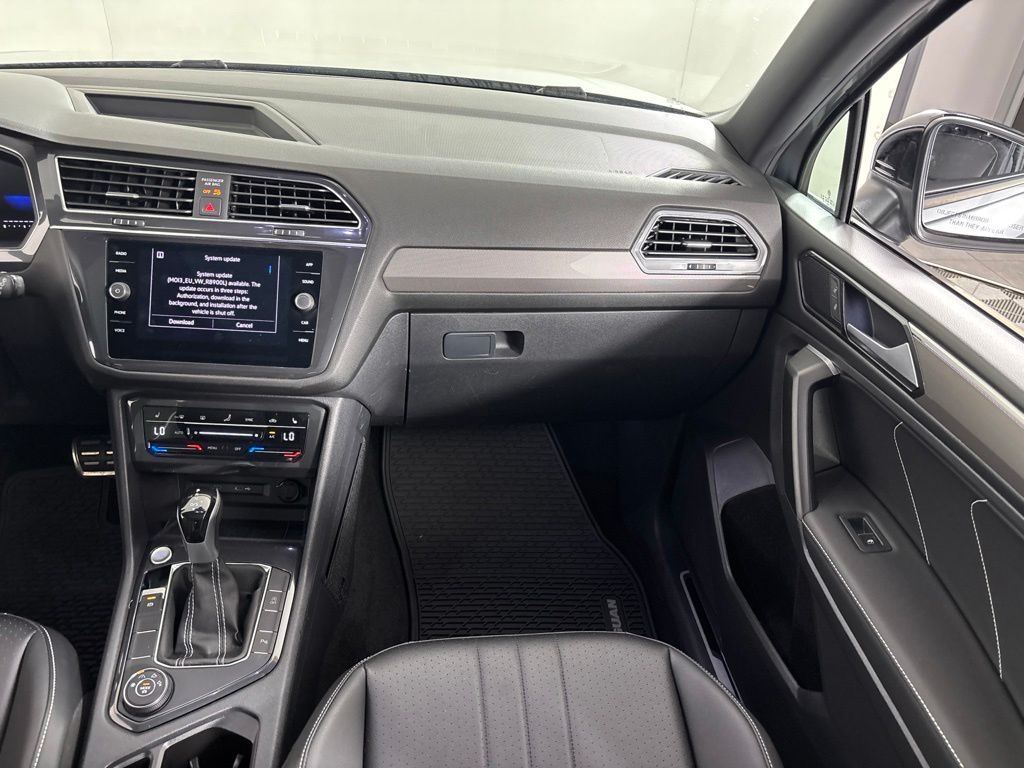 2023 Volkswagen Tiguan SE R-LINE BLACK - Photo 19