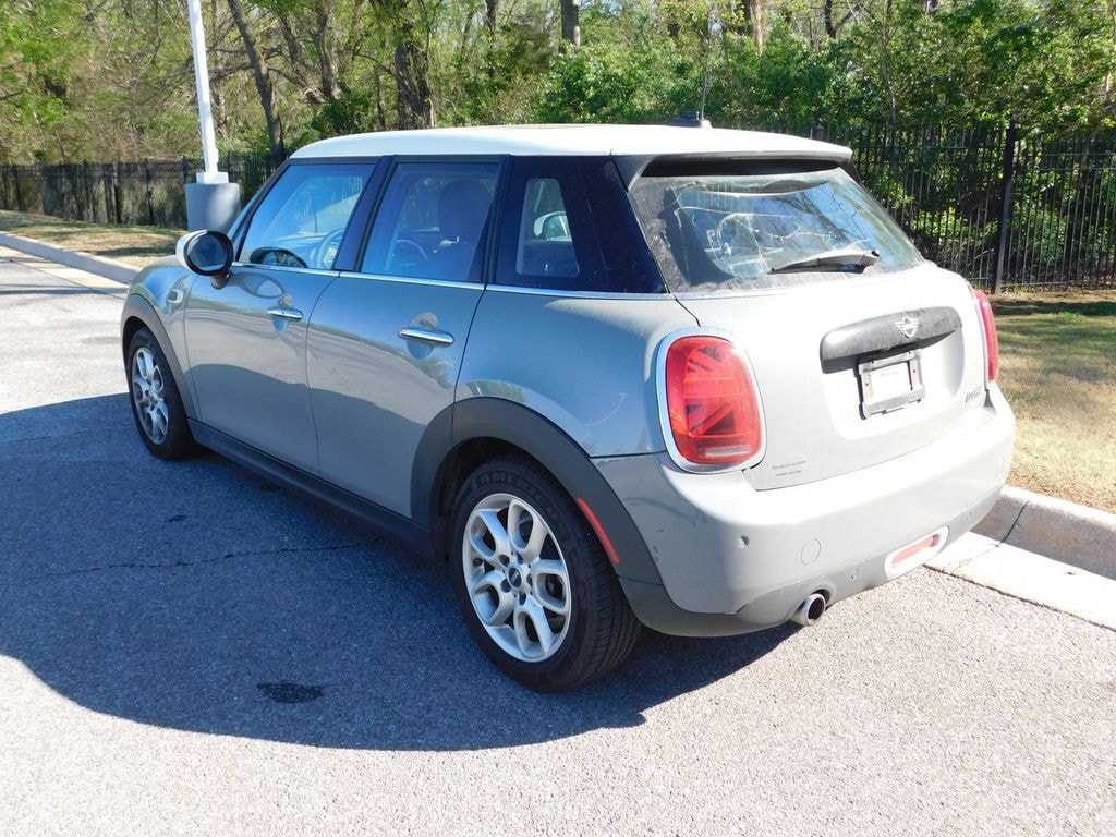 Used 2020 MINI Hardtop 4 Door Classic Hatchback