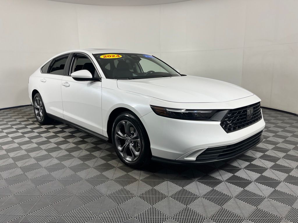 2024 Honda Accord EX - Photo 6