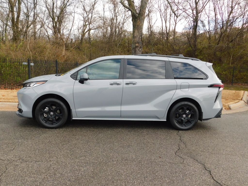Used 2025 Toyota Sienna Woodland Edition Van Passenger Van