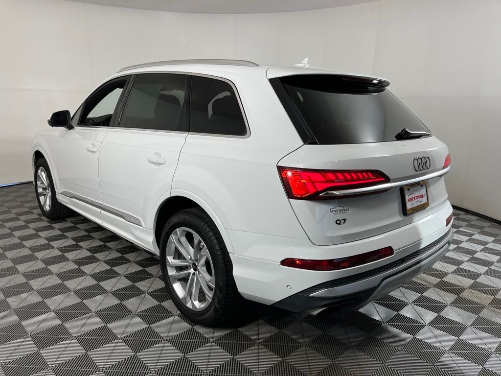 Used 2025 Audi Q7 55 Premium Plus SUV