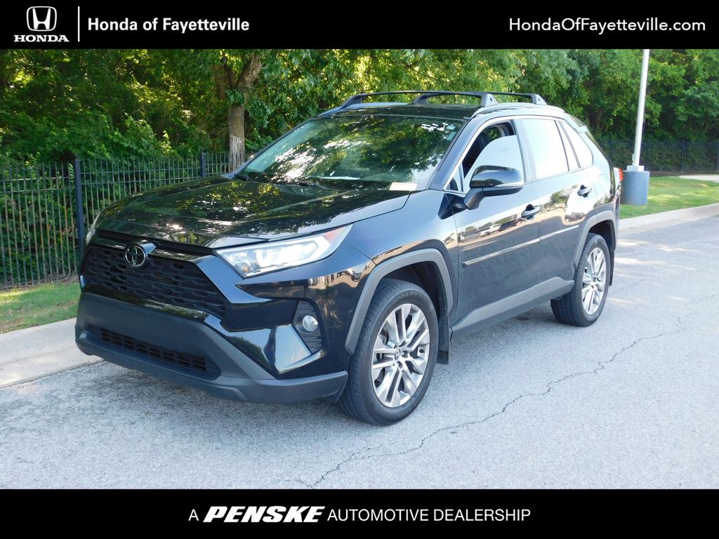 2020 Toyota RAV4 XLE Premium FWD's photo