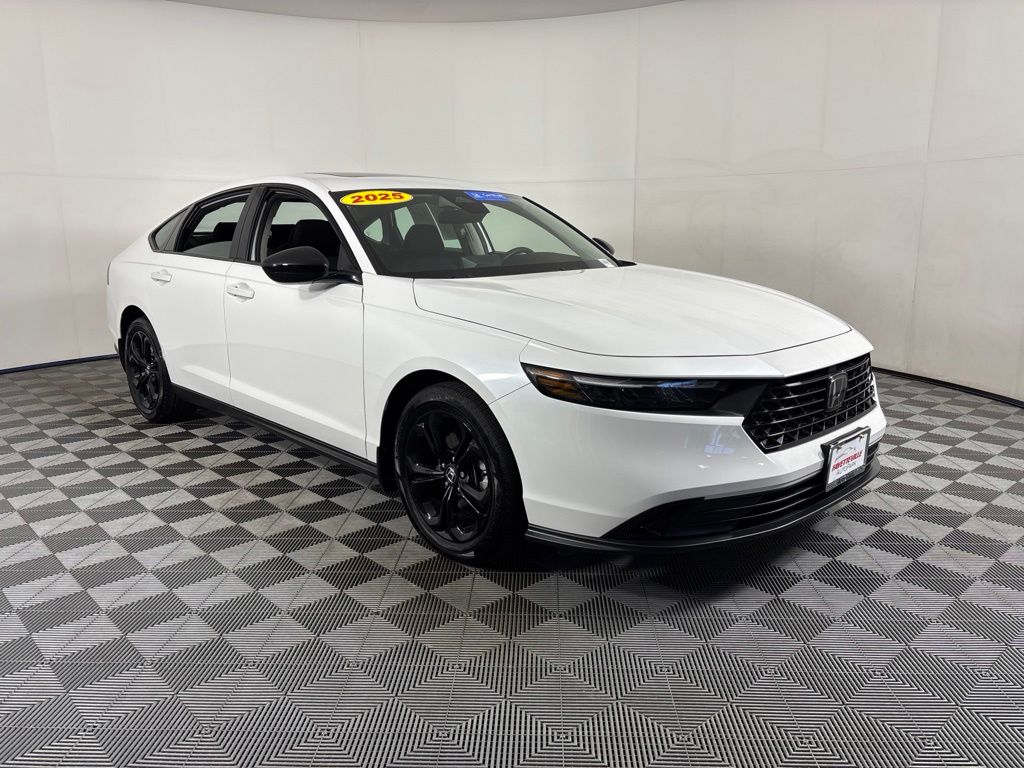2025 Honda Accord SE - Photo 6