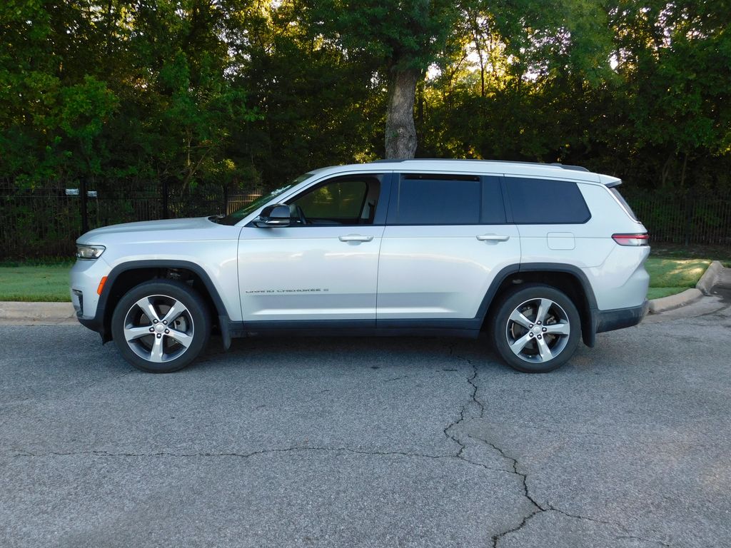 2021 Jeep Grand Cherokee Limited photo 2