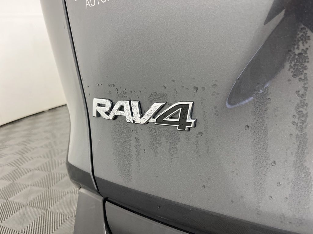 Used 2021 Toyota RAV4 XLE SUV