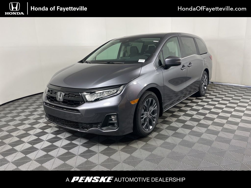 2026 Honda Odyssey Touring's photo