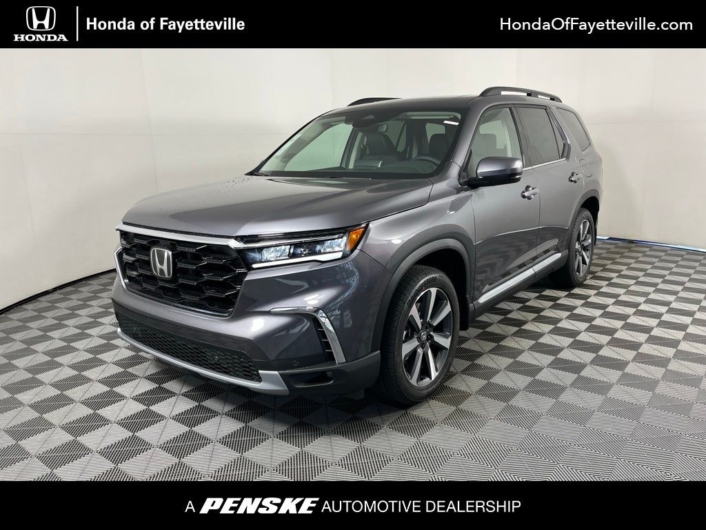New 2025 Honda Pilot Touring SUV