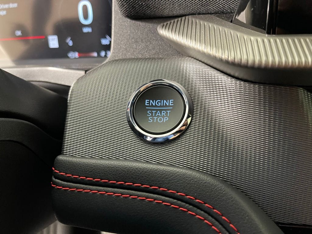 2025 Ford Explorer ST - Photo 33