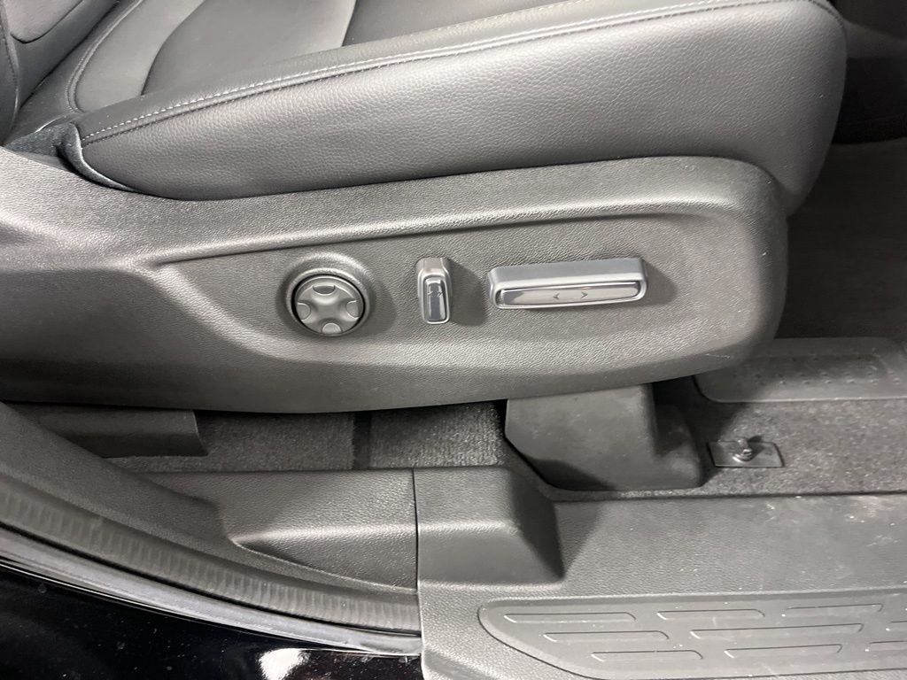 2025 Honda Odyssey EX-L - Photo 9