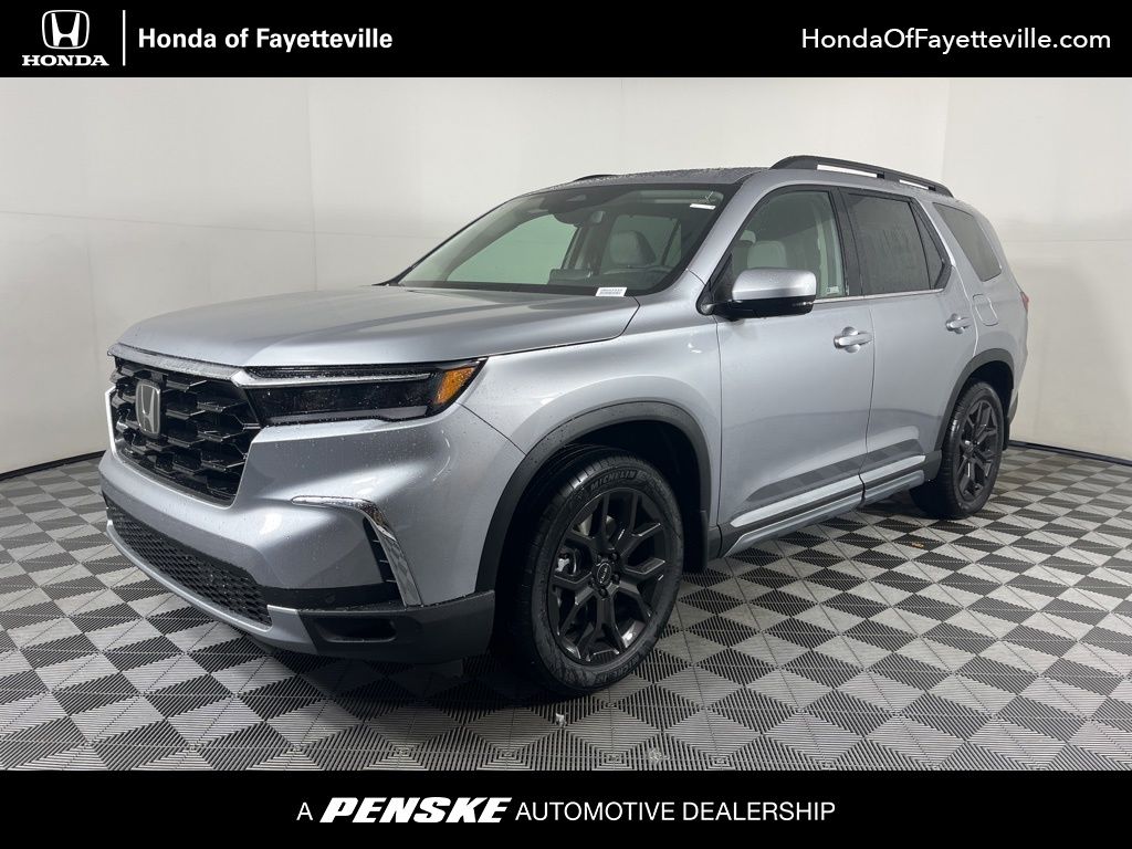 2025 Honda Pilot Touring's photo