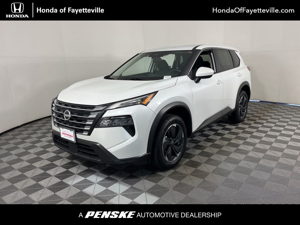 2024 Nissan Rogue SV's photo