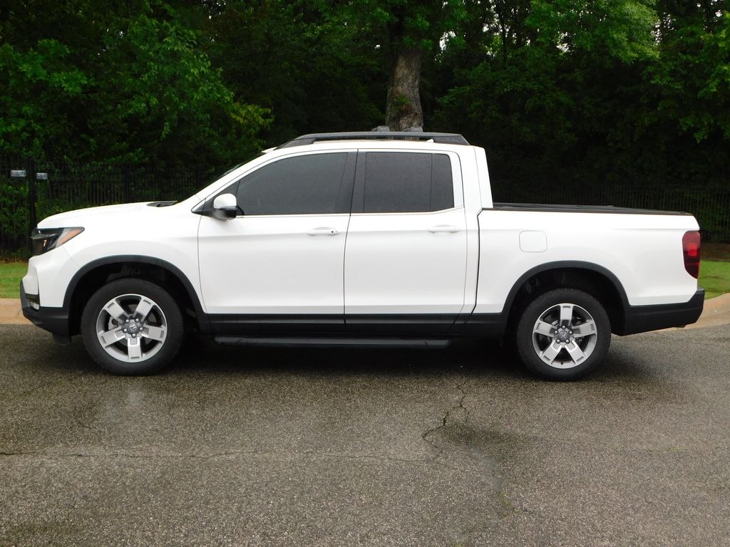 Certified 2025 Honda Ridgeline RTL Truck Crew Cab