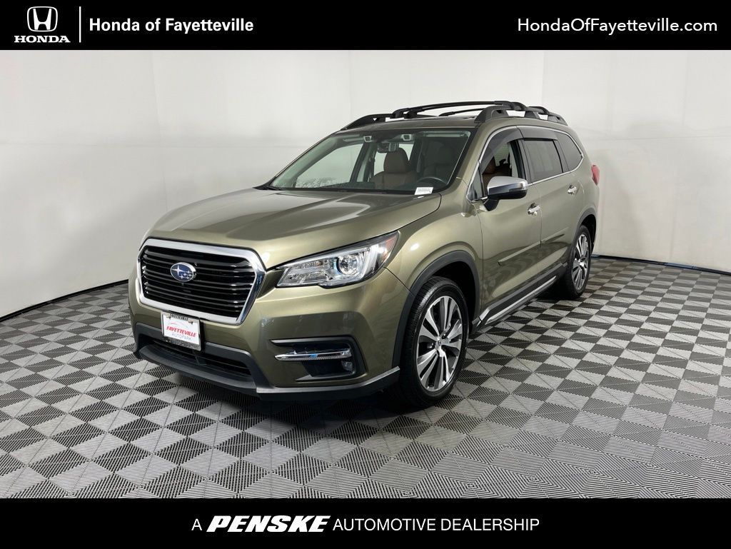 2022 Subaru Ascent Touring's photo