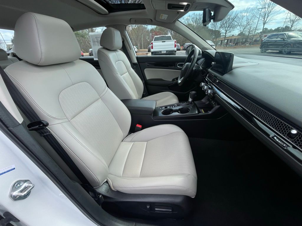2024 Honda Civic Touring - Photo 33