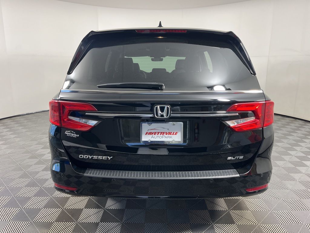 2024 Honda Odyssey Elite - Photo 16