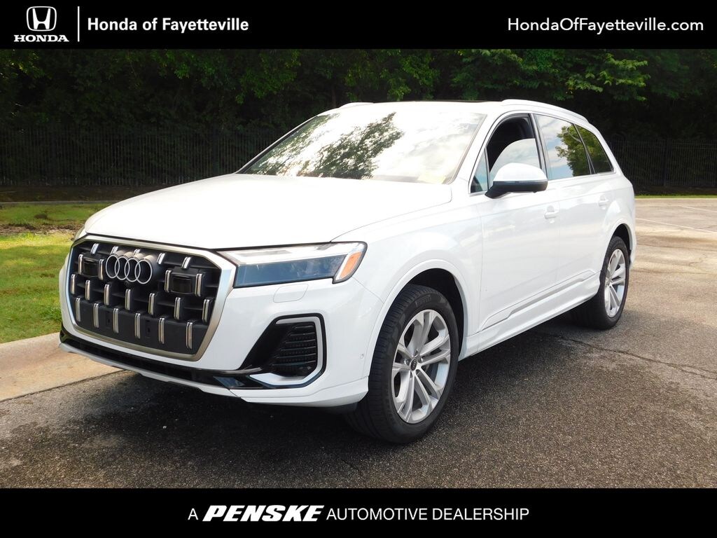 Used 2025 Audi Q7 55 Premium Plus SUV