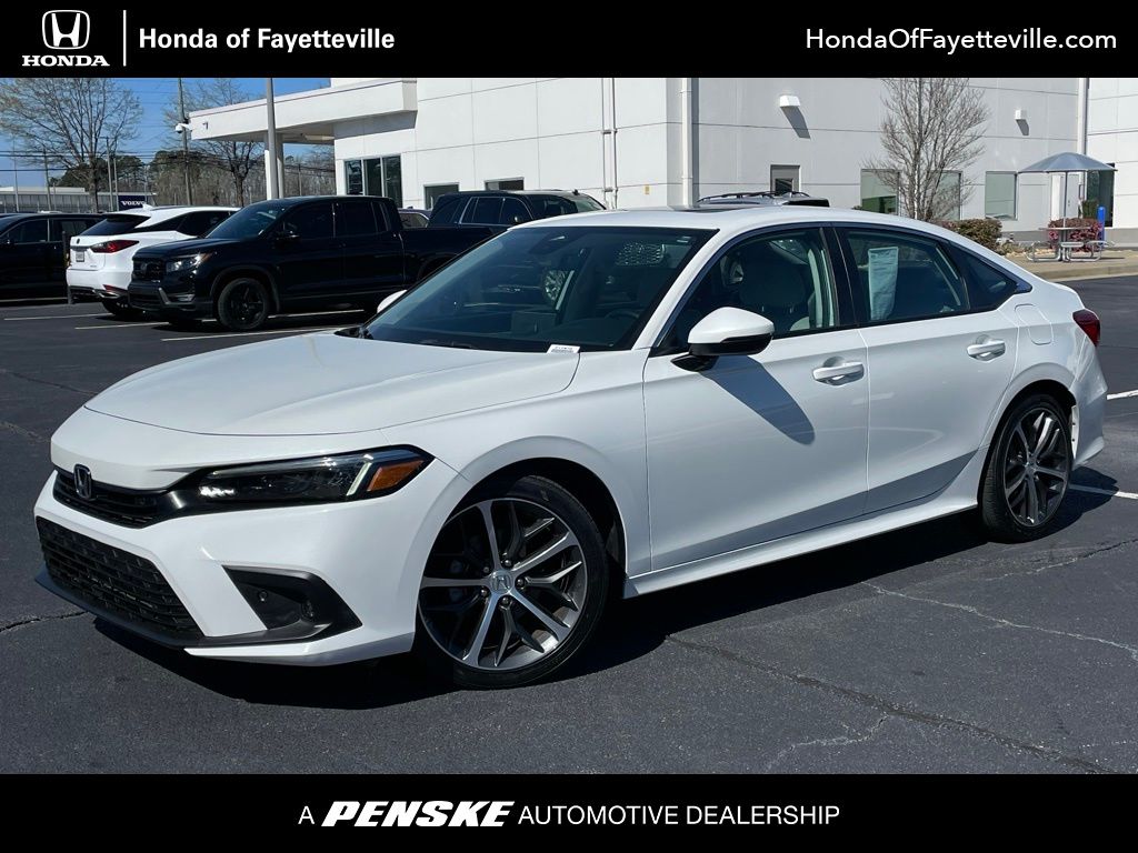 2024 Honda Civic Touring CVT's photo