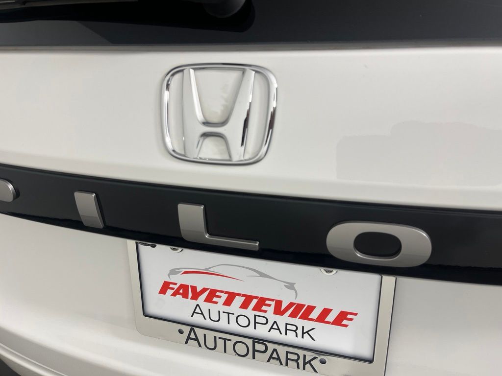 2026 Honda Pilot Elite - Photo 13