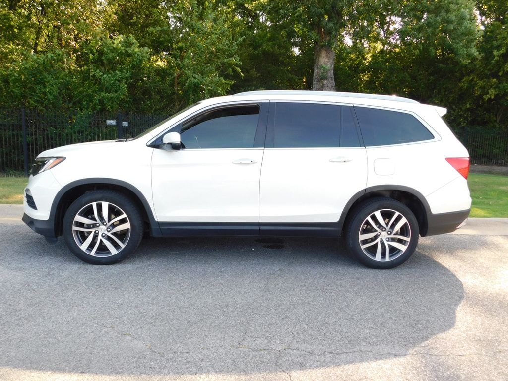 Used 2017 Honda Pilot Elite SUV