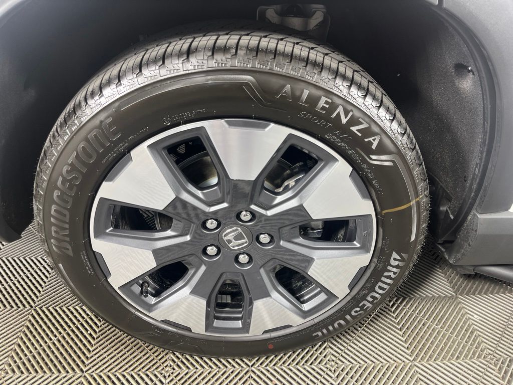 2026 Honda Pilot Elite - Photo 14
