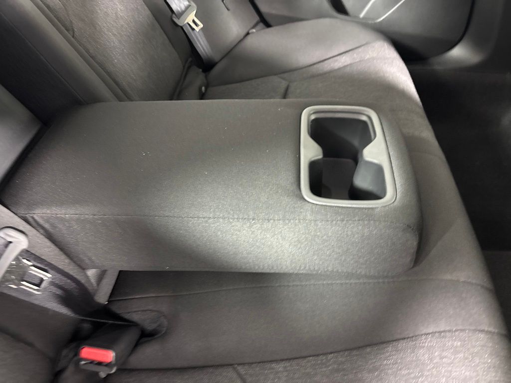 2025 Honda Accord SE - Photo 13