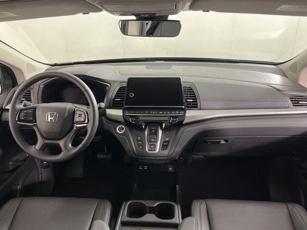 2025 Honda Odyssey EX-L - Photo 17
