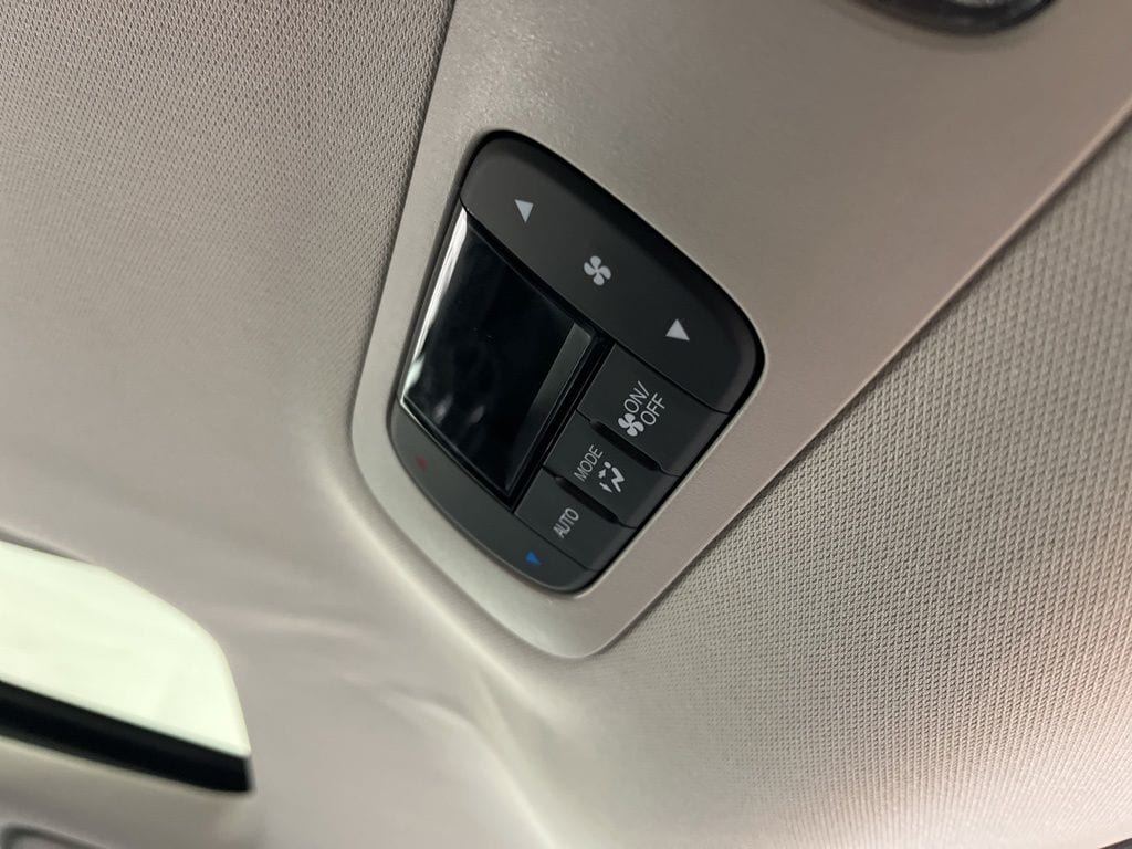 2025 Honda Odyssey EX-L - Photo 18