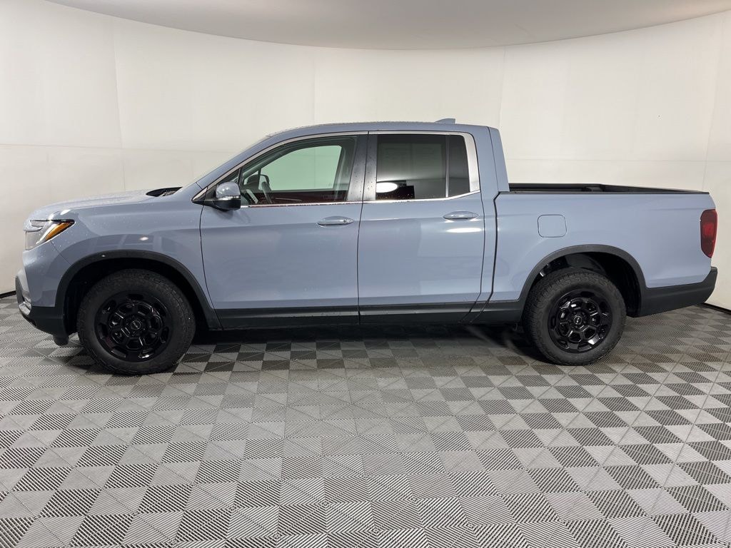 Certified 2025 Honda Ridgeline RTL Truck Crew Cab